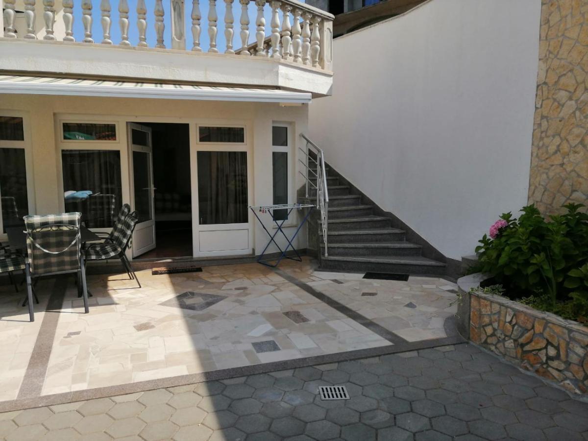 Apartmani Jureta Округ Горни Экстерьер фото