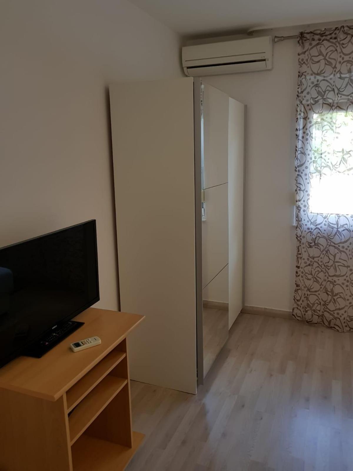 Apartmani Jureta Округ Горни Экстерьер фото