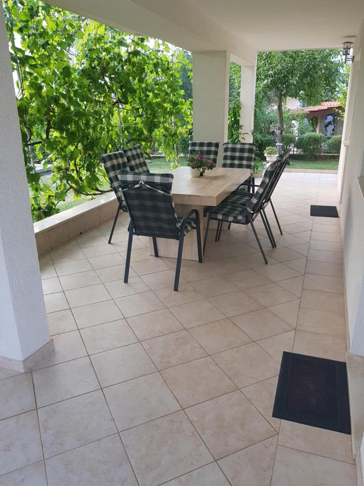 Apartmani Jureta Округ Горни Экстерьер фото