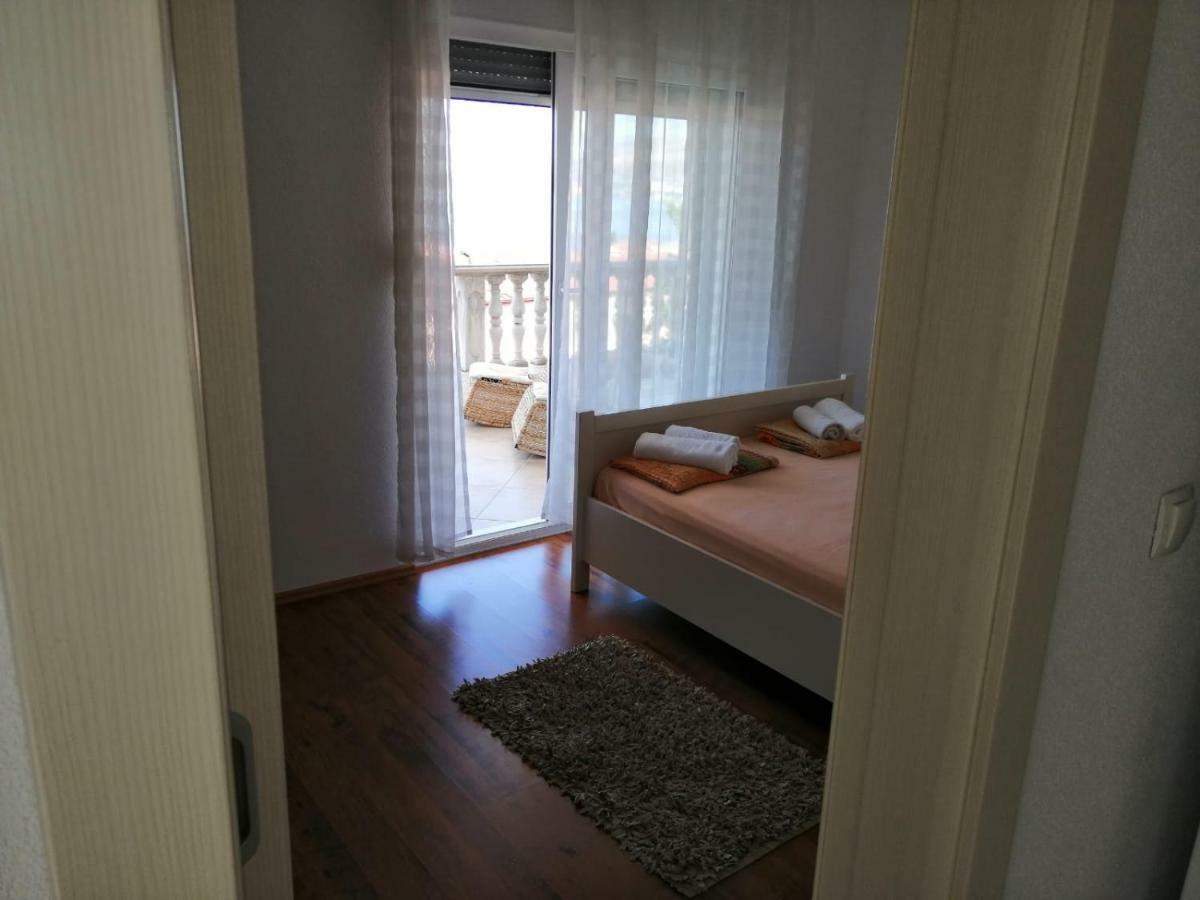 Apartmani Jureta Округ Горни Экстерьер фото